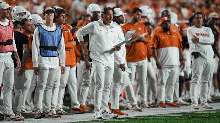 Texas Longhorns coach Steve Sarkisian avoided a question about Quinn Ewers and Arch Manning ahead of Saturday's primetime tilt with Georgia. Texas Longhorns coach Steve Sarkisian avoided a question about Quinn Ewers and Arch Manning ahead of Saturday's primetime tilt with Georgia.