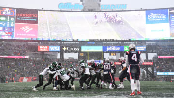 New York Jets v New England Patriots