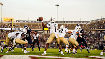 Sep 16, 2023; East Hartford, Connecticut, USA; FIU Golden Panthers quarterback Keyone Jenkins (1) throws a pass against the UConn Huskies at Rentschler Field at Pratt & Whitney Stadium. Mandatory Credit: David Butler II-USA TODAY Sports