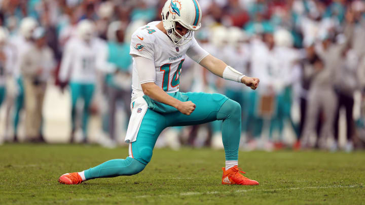 Miami Dolphins v Washington Commanders