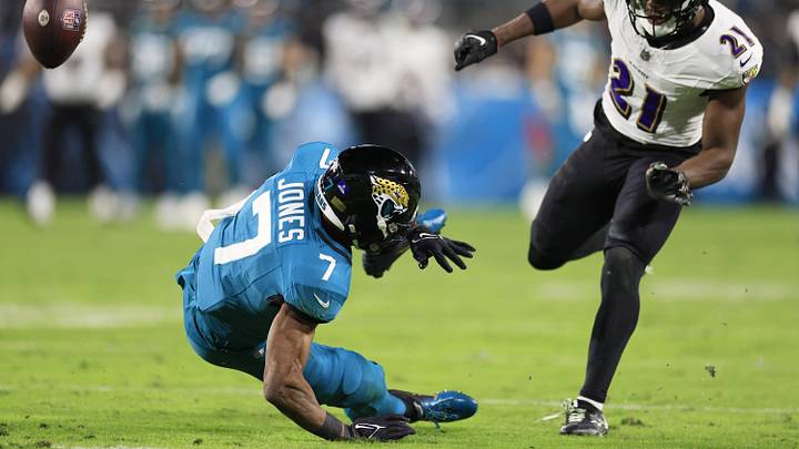 Jacksonville Jaguars wide receiver Zay Jones (7) can   t haul in a reception as Baltimore Ravens cornerback Brandon Stephens (21) defends during the second quarter of a regular season NFL football matchup Sunday, Dec. 17, 2023 at EverBank Stadium in Jacksonville, Fla.