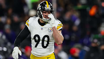 AFC Wild Card Playoffs: Pittsburgh Steelers v Baltimore Ravens