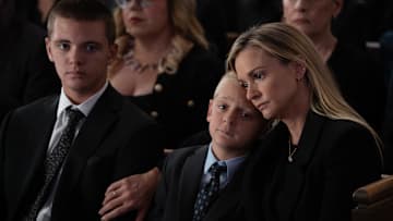 L-R: Mekhai Andersen as Henry Lamontagne, Phoenix Andersen as Michael Lamontagne and A.J. Cook as Jennifer ‘JJ’ Jareau in Criminal Minds: Evolution, episode 3, season 18 streaming on Paramount+, 2025. Photo Credit: Michael Yarish/Paramount+