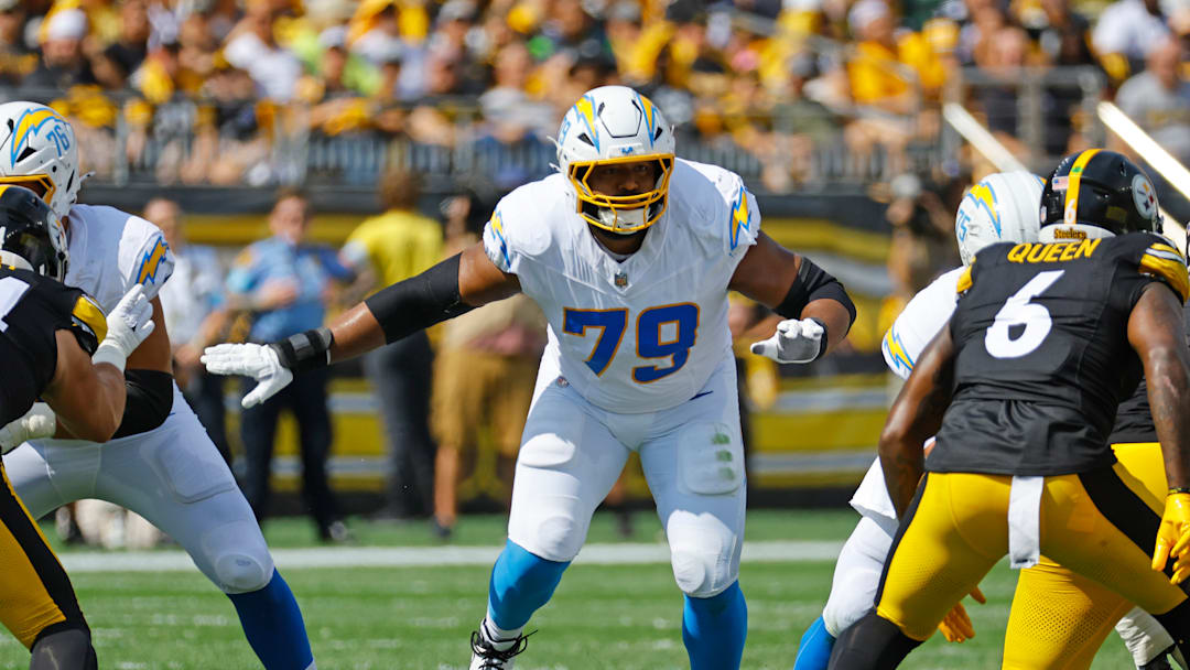 Los Angeles Chargers v Pittsburgh Steelers