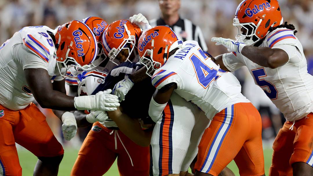 The Florida Gators beat Auburn to give Jon Sumrall his first SEC win as the head coach.