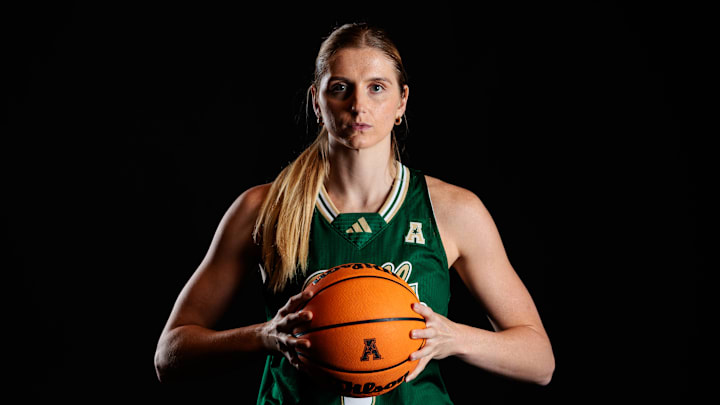 Graduate guard Sammie Puisis led USF with 22 points but the Bulls fell to Mississippi State 59-52 in the Cayman Islands Invitational | Andrew Wevers/GettyImages