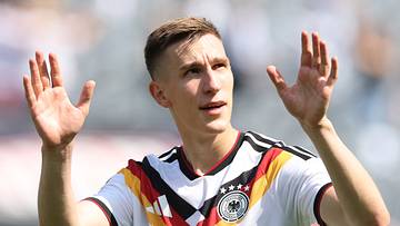 Bleibt es beim weißen Trikot für Nico Schlotterbeck? Bleibt es beim weißen Trikot für Nico Schlotterbeck?
