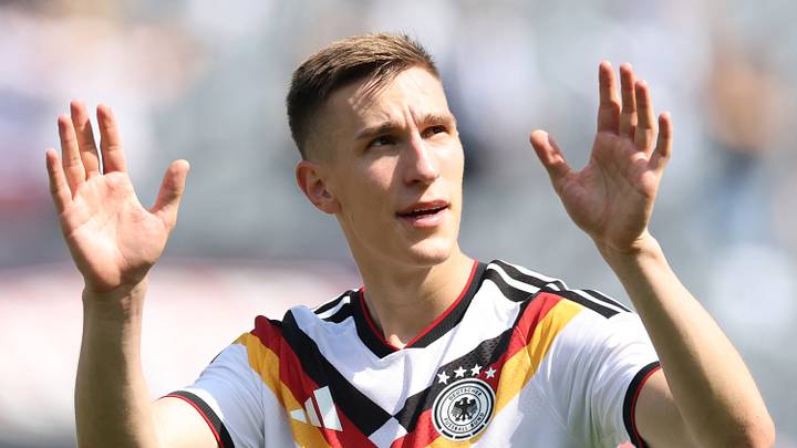 Bleibt es beim weißen Trikot für Nico Schlotterbeck?