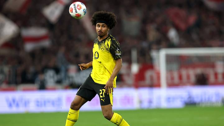 VfB Stuttgart v Borussia Dortmund - Bundesliga