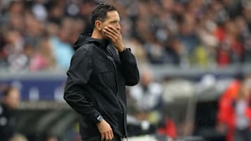 Dino Toppmoller am Seitenrand bei der Ligapleite gegen Union