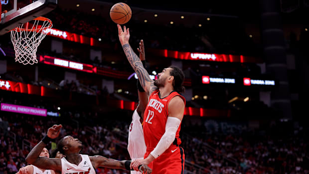     Steven Adams (12)