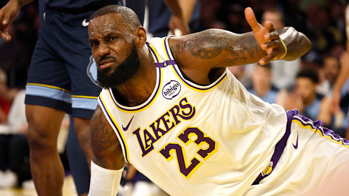 Memphis Grizzlies v Los Angeles Lakers