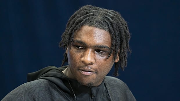 Tennessee Titans quarterback Cam Ward