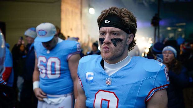 .Tennessee Titans quarterback Will Levis (8) prepares to take the field before the game against the Houston Texans at Nissan