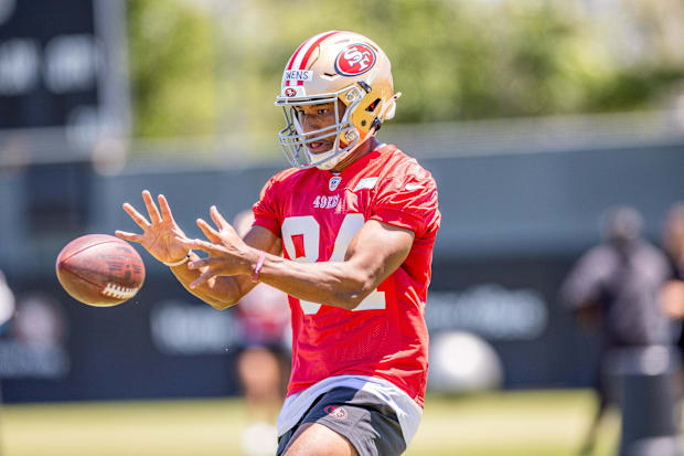 San Francisco 49ers wide receiver Terique Owens (84) runs drills during the 49ers rookie minicamp at Levi’s Stadium in Santa 
