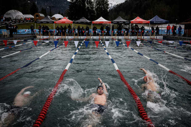 The International Ice Swimming Association world championship took place in January 2023 in the Samoëns in France.