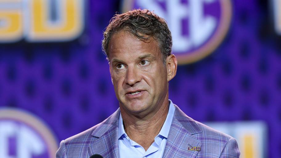 LSU coach Lane Kiffin 