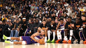 Phoenix Suns v Los Angeles Lakers