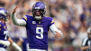 Washington Commanders v Minnesota Vikings - NFL 2025