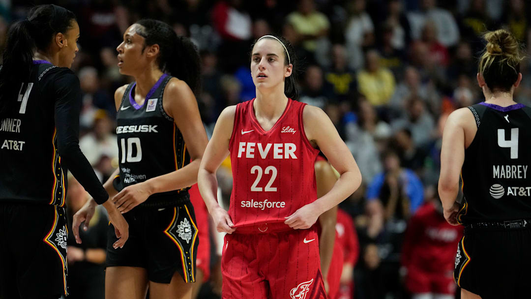 Indiana Fever v Connecticut Sun - Game Two