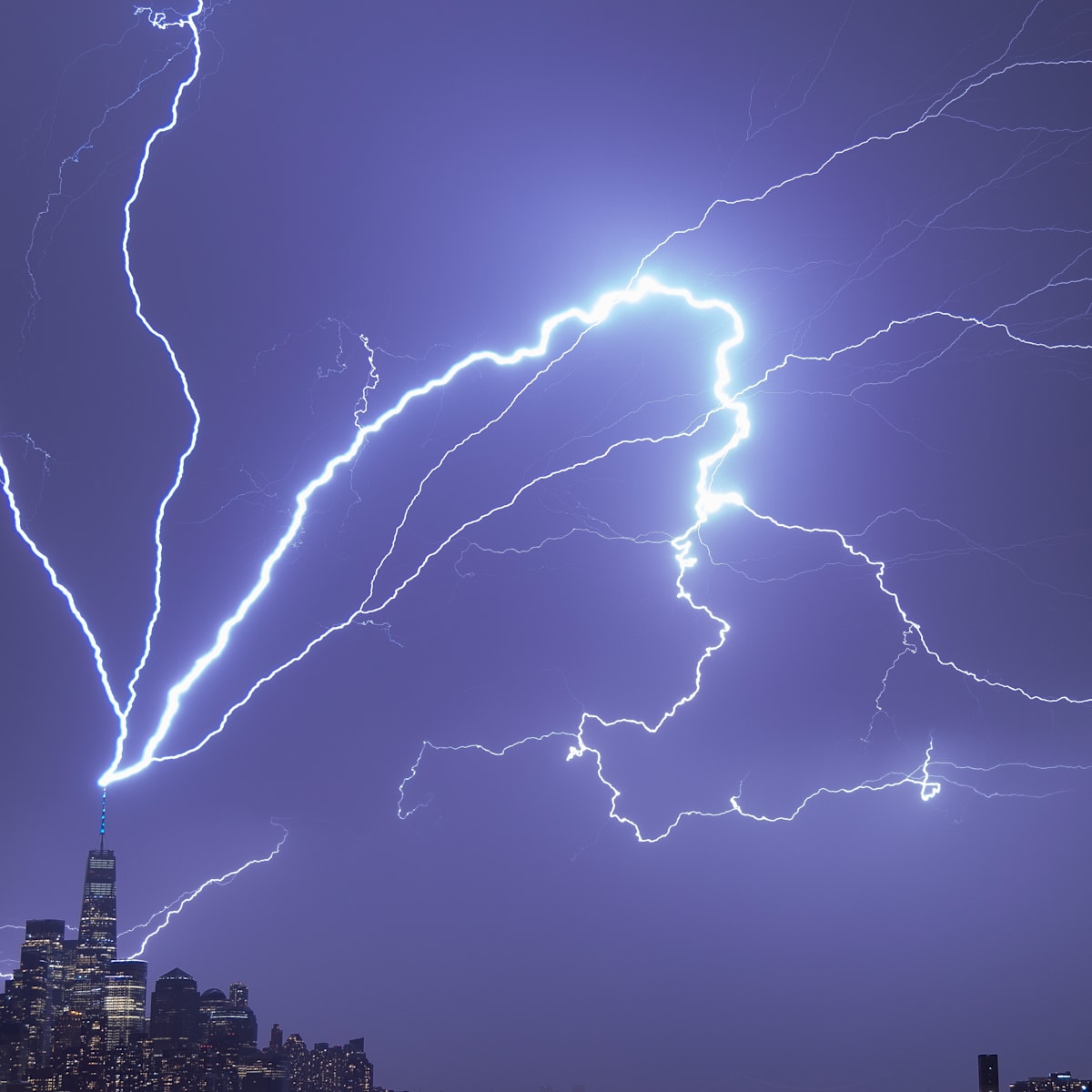 Enlightened Strike/啓示の一撃 〔WTR-UL159〕 EN】 Enlightened Strike/啓示の一撃〔WTR-UL159〕 - メルカリ