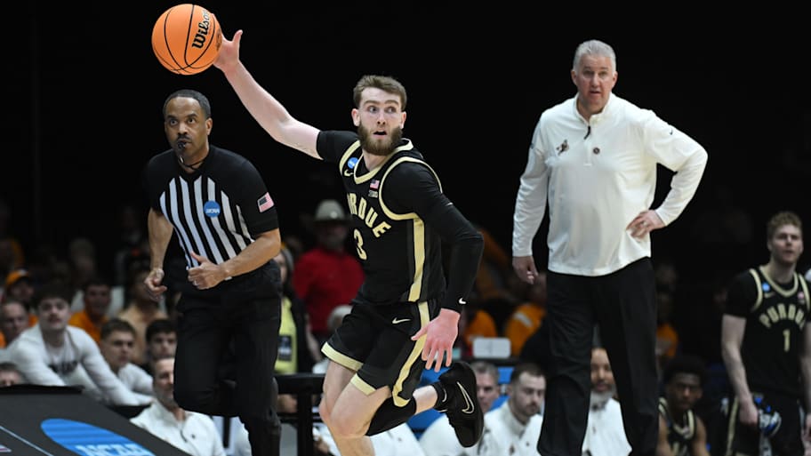 Purdue guard Braden Smith dribbles the ball against Houston in the 2025 NCAA tournament.