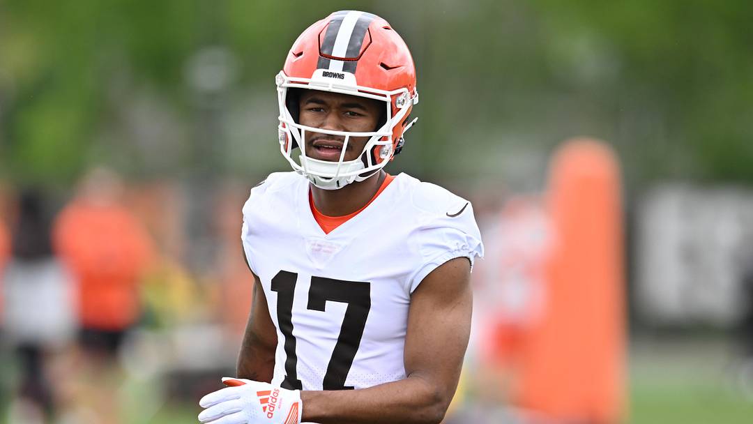 May 8, 2026; Berea, OH, USA; Cleveland Browns wide receiver KC Concepcion (17) during rookie minicamp at CrossCountry Mortgage Campus. Mandatory Credit: Ken Blaze-Imagn Images
May 8, 2026; Berea, OH, USA; Cleveland Browns wide receiver KC Concepcion (17) during rookie minicamp at CrossCountry Mortgage Campus. Mandatory Credit: Ken Blaze-Imagn Images