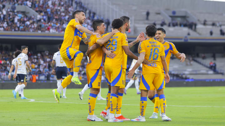 Pumas UNAM v Tigres UANL - Torneo Apertura 2024 Liga MX