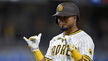 San Diego puede recibir varias llamadas por Luis Arráez 