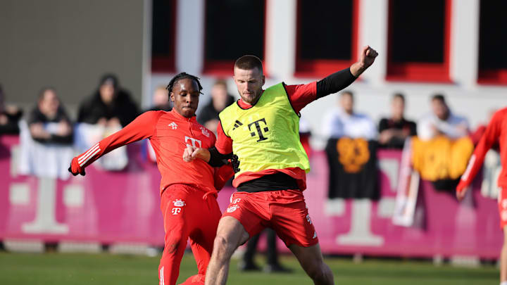 Mathys Tel and Eric Dier in Bayern training