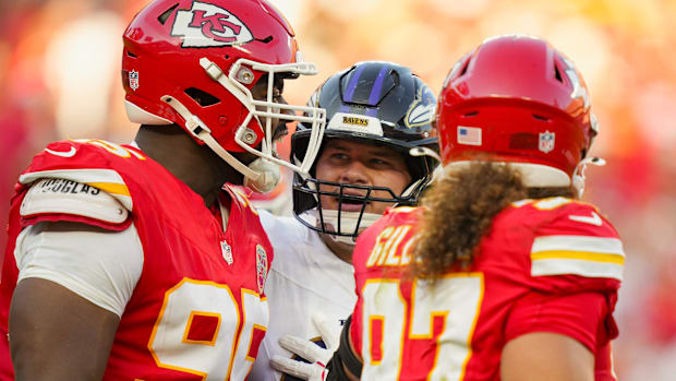 chris jones, ashton gillott