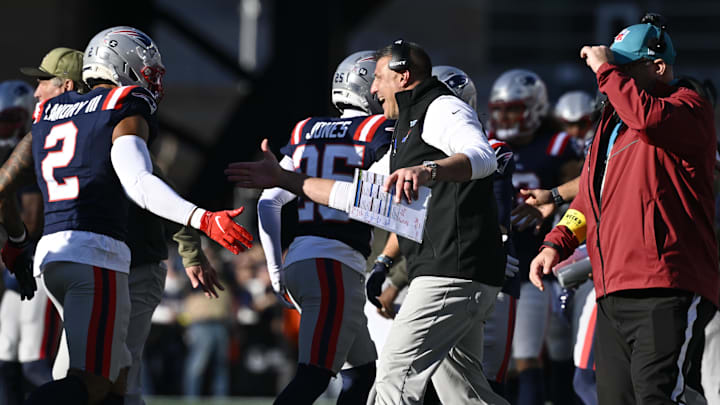 Mike Vrabel has the Patriots fully bought in.