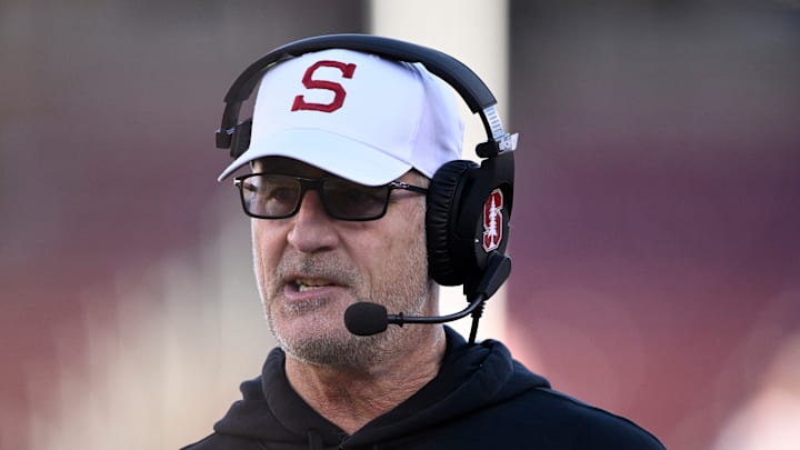 Frank Reich coaches the Stanford football team on the sidelines