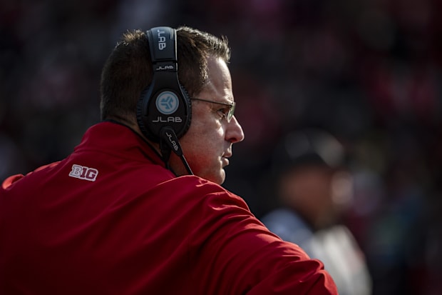 Indiana Hoosiers head coach Curt Cignetti