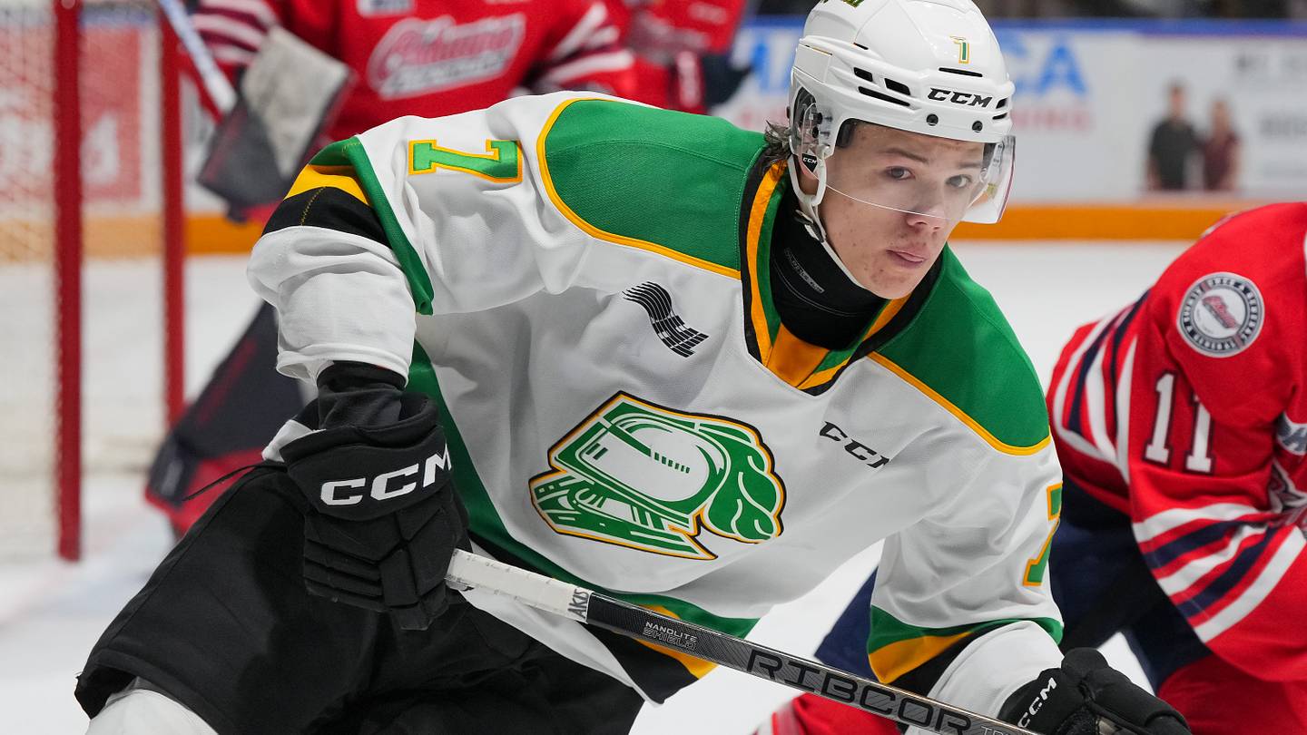 Toronto Maple Leafs Prospect Easton Cowan Wins OHL Title & Playoff MVP - Vimarsana News