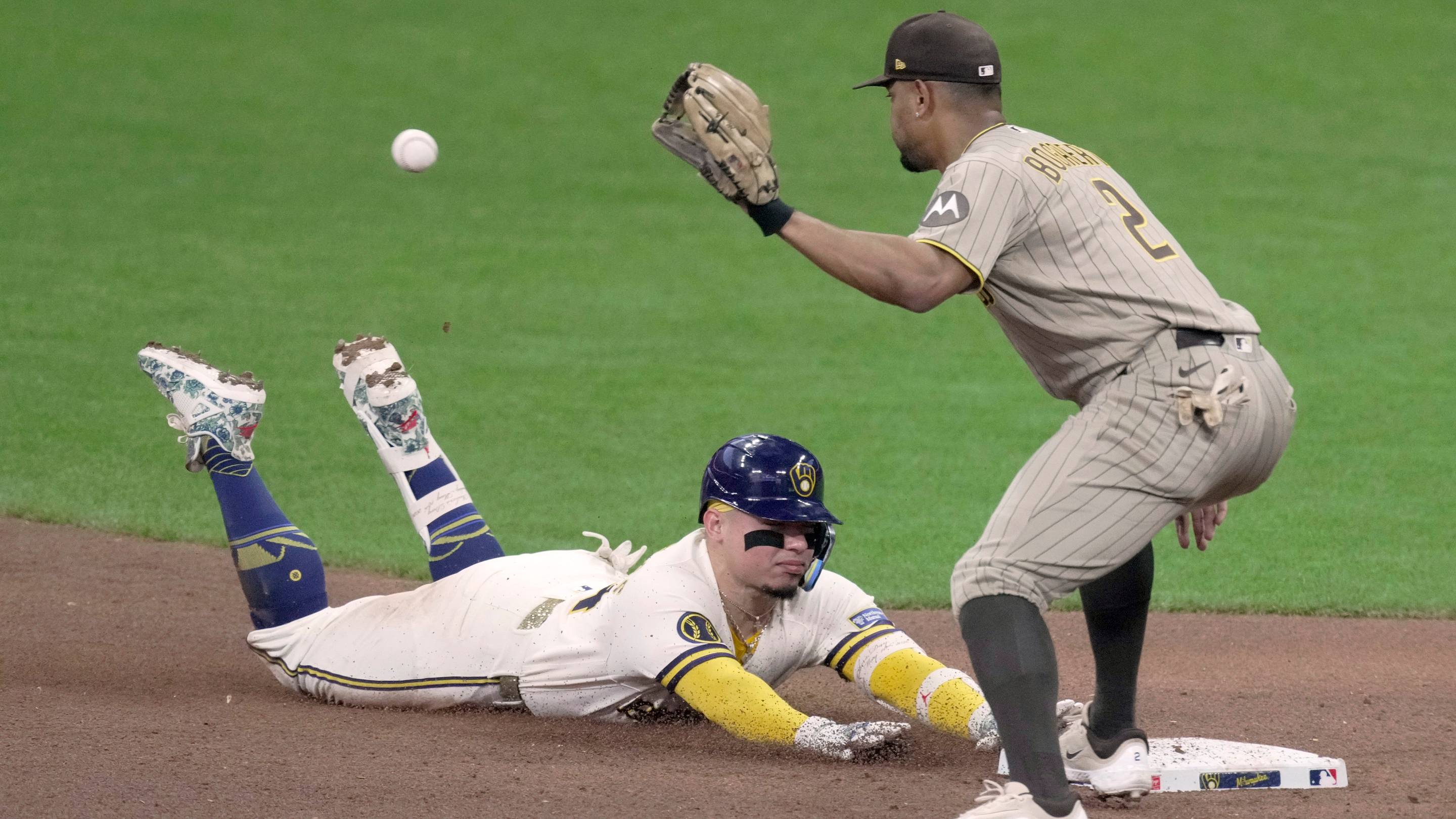 Brewers to face red-hot Padres in NLDS after Cubs suffer sweep in San Diego