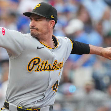 Jul 7, 2025; Kansas City, Missouri, USA; Pittsburgh Pirates starting pitcher Andrew Heaney (45) delivers a pitch against the Kansas City Royals during the first inning at Kauffman Stadium. Mandatory Credit: Denny Medley-Imagn Images