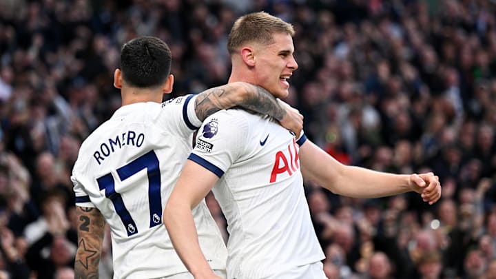 Tottenham Hotspur v Nottingham Forest - Premier League