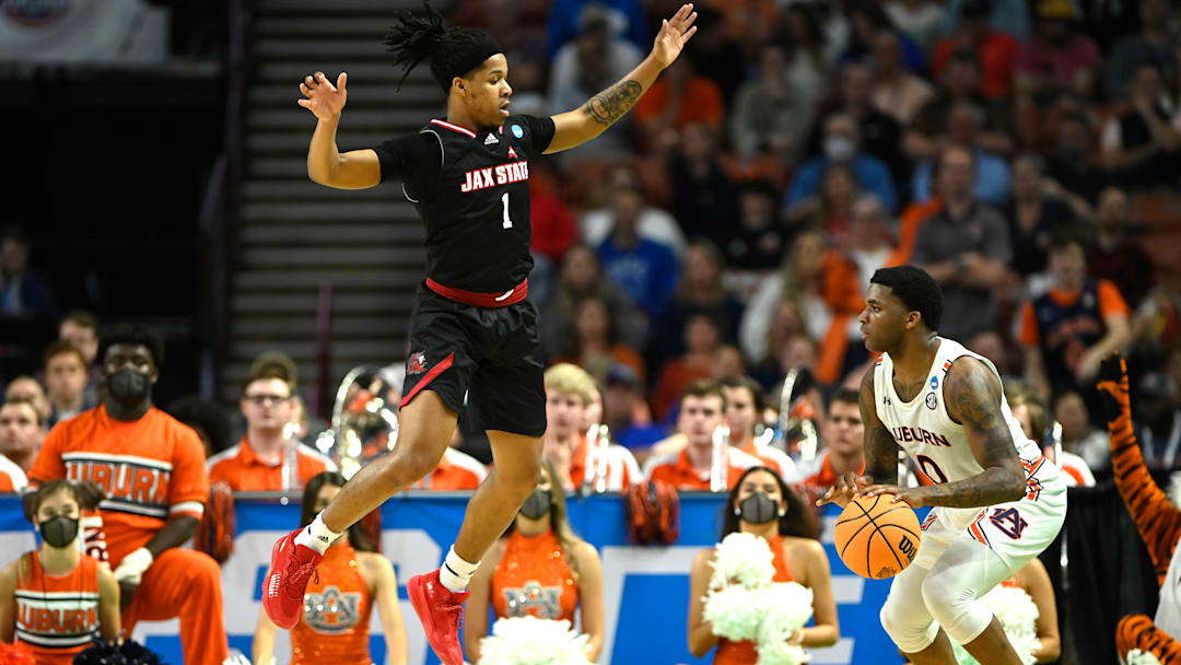Miami (FL) vs. Auburn Prediction and Odds for Second Round of ...
