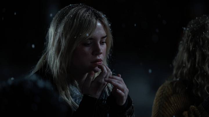 Sophie Thatcher as Teen Natalie in YELLOWJACKETS, "Edible Complex"