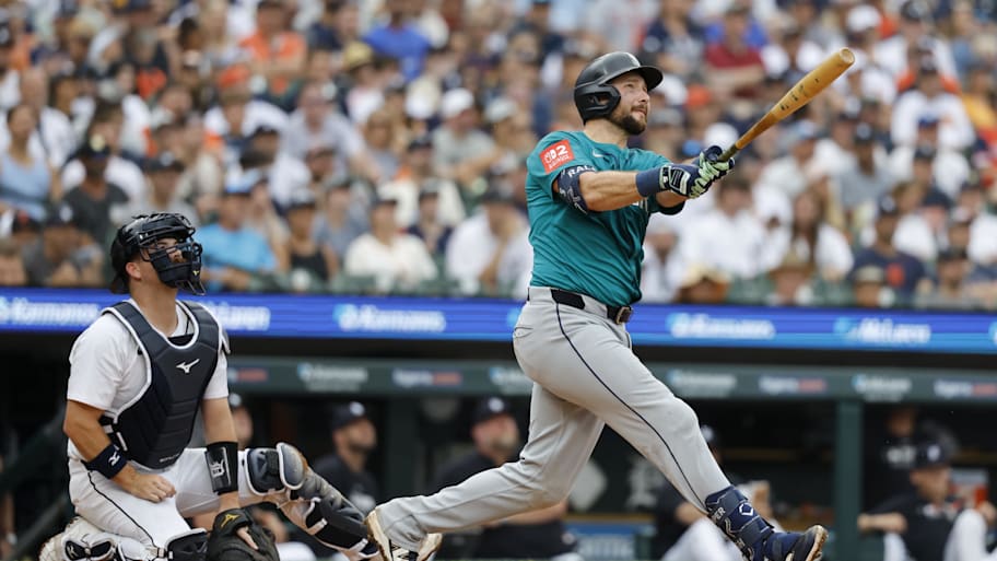 Mariners catcher Cal Raleigh leads MLB in home runs with 38. | Rick Osentoski-Imagn Images