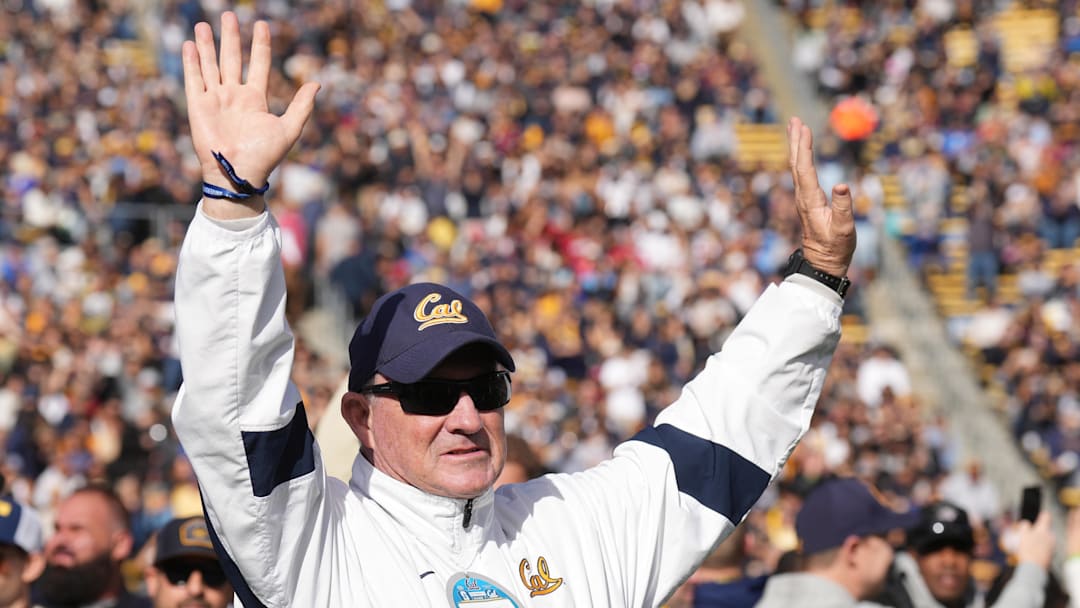 Jeff Tedford during a Cal football game in 2024