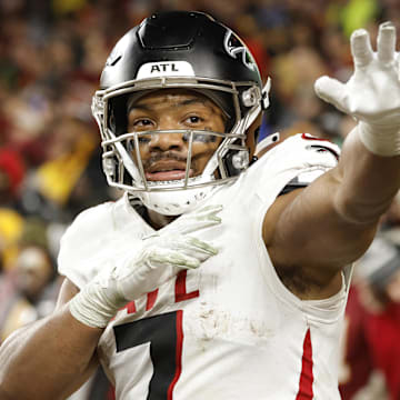 Falcons RB Bijan Robinson is the No. 1 fantasy football running back on Michael Fabiano's list for 2025.