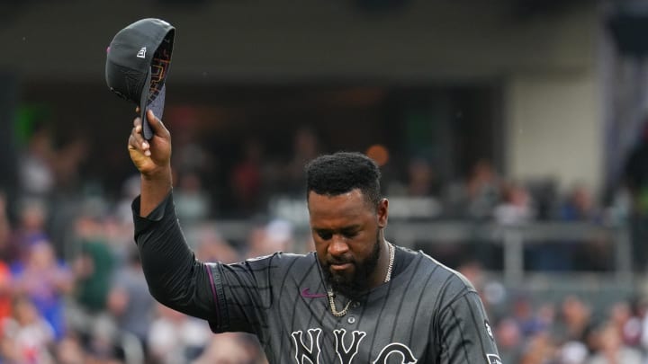 New York Mets pitcher Luis Severino (40) reacts after an inning against the Miami Marlins at Citi Field on Aug 17.