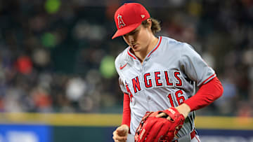 Los Angeles Angels v Chicago White Sox