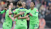 Wolfsburg gewann souverän mit 4:0 gegen Freiburg
