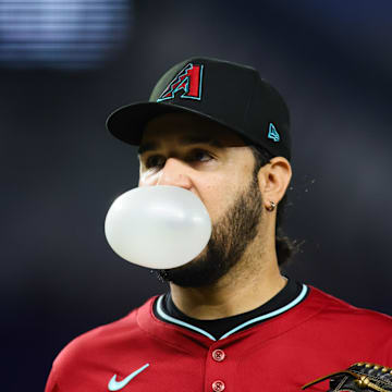 Arizona Diamondbacks third baseman Eugenio Suarez (28) looks against the Miami Marlins during the fifth inning at loanDepot Park on Aug 20.