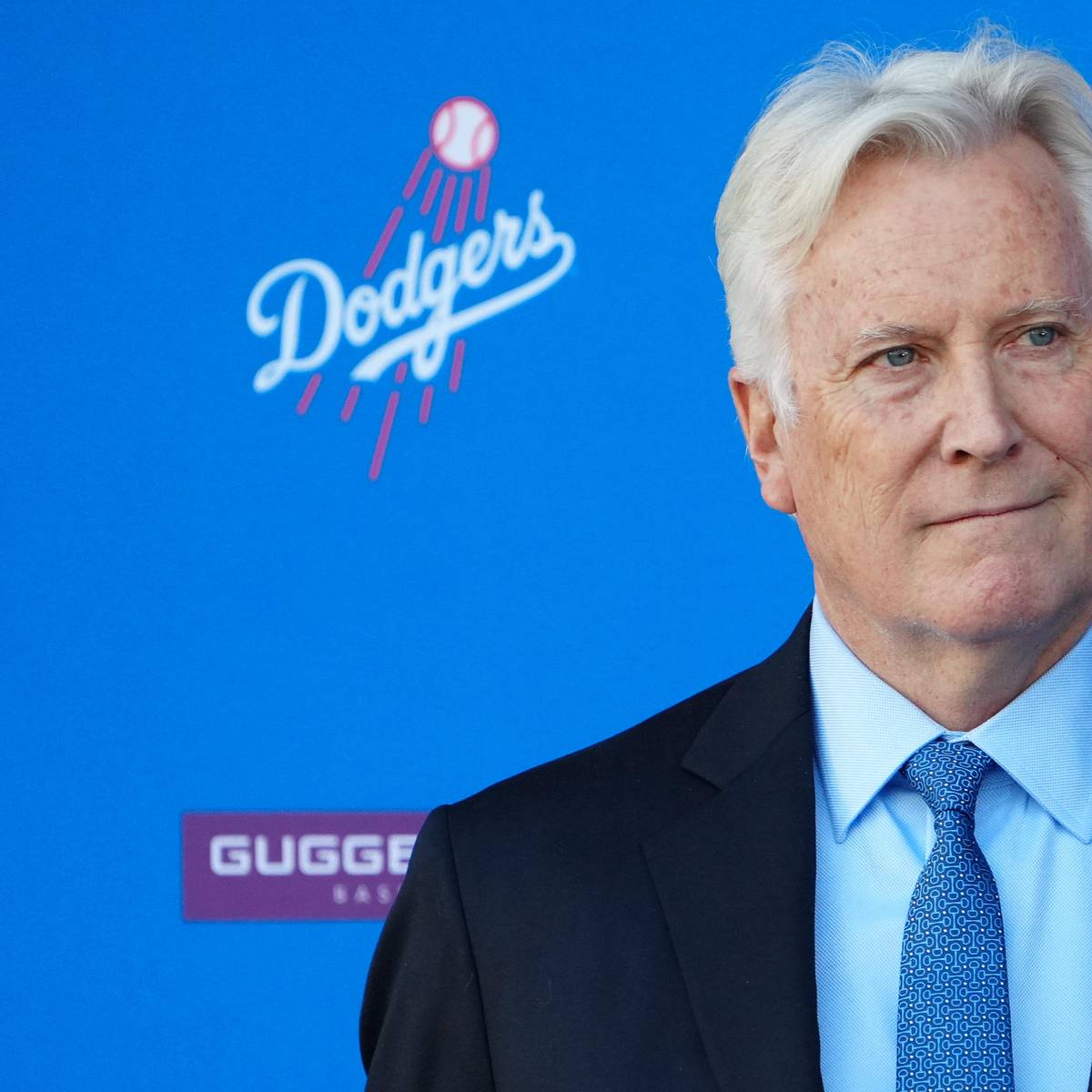 Who is new Los Angeles Lakers owner Mark Walter?