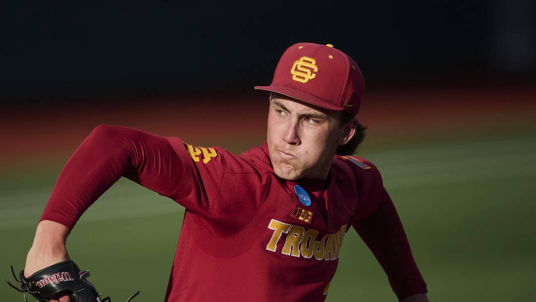 May 31, 2025; Corvallis, OR, USA; USC pitcher Mason Edwards (30) throws the ball during the fourth inning against Saint Mary's at the NCAA Corvallis Regional at Goss Stadium. Mandatory Credit: Troy Wayrynen-Imagn Images