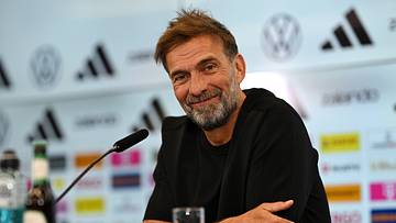 Plant einen radikalen taktischen Systemwechsel beim DFB-Team: Der neue Bundestrainer Jürgen Klopp Plant einen radikalen taktischen Systemwechsel beim DFB-Team: Der neue Bundestrainer Jürgen Klopp